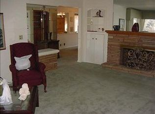 8503 Brentwood Rd, Omaha, NE 68114