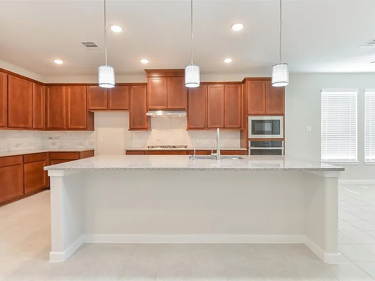 7826 Kenora Way — Photo 11