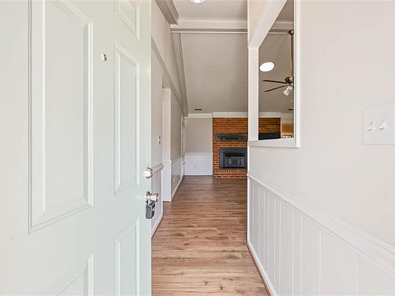 5th image of 908 Priscilla Ln