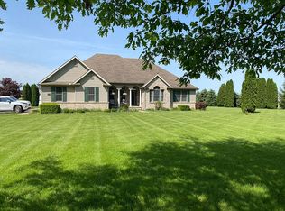 1236 Hubbard Rd, Monroe, MI 48161