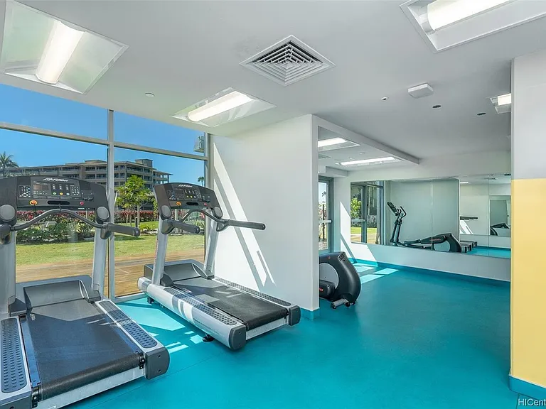 7000 Hawaii Kai Dr — Photo 4