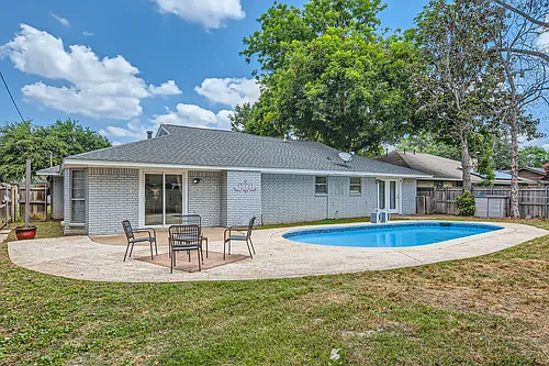 1308 Ashbury Dr Photo 1