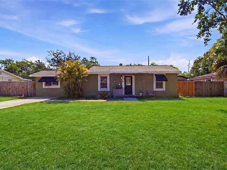 6712 S Gabrielle St — Photo 1