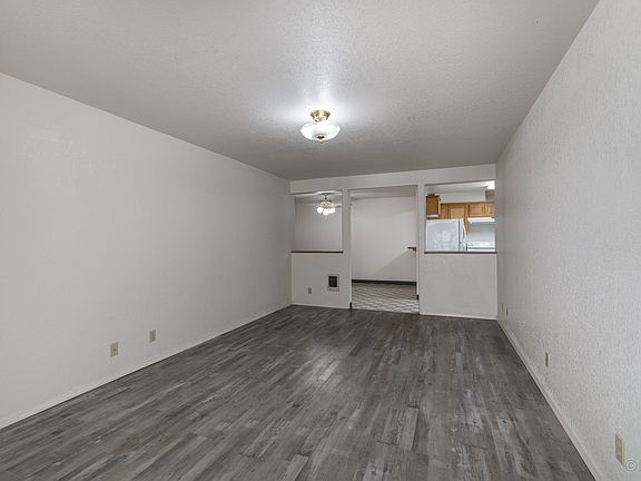 4th image of 308 W 3rd St #5