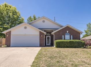 4906 Avondale Ln, Springdale, AR 72762