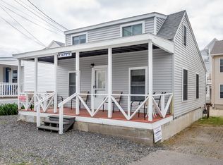 36 River Ave #C, Hampton, NH 03842