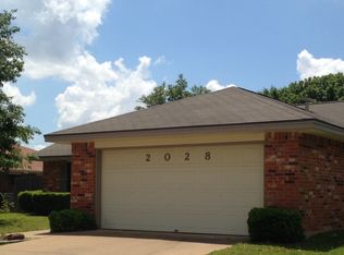 2028 Cedar Grove Ln, Bedford, TX 76021