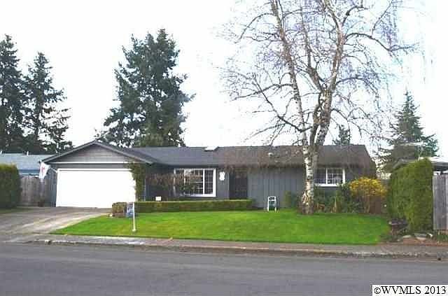 1st image of 4865 Ravenwood Ct NE