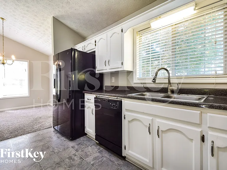 4112 Springridge Trce — Photo 9