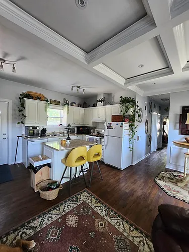 109 Euclid St Photo 1