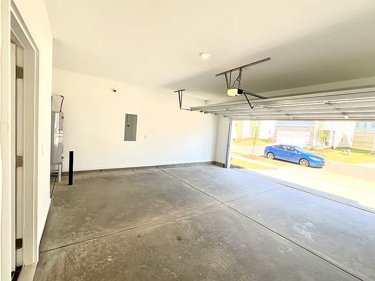 5260 Amaryllis Way — Photo 29