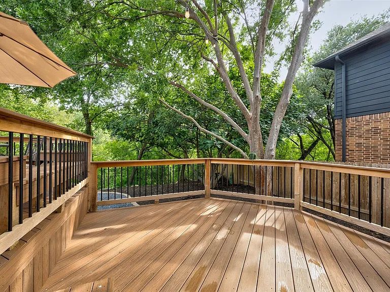 4033 Canyon Glen Cir — Photo 32