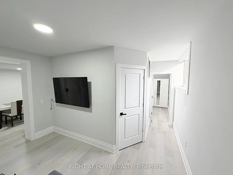 25 Duffield Rd E #LOWER — Photo 14