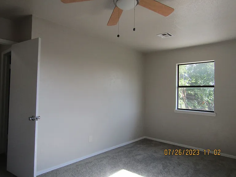 5406B NW Sir Brian Ave — Photo 39