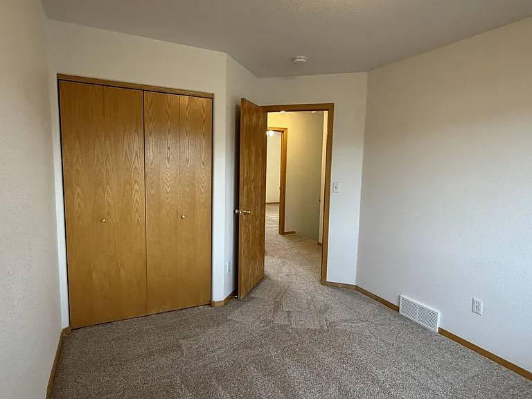 1551 Ambrosia Ct — Photo 17