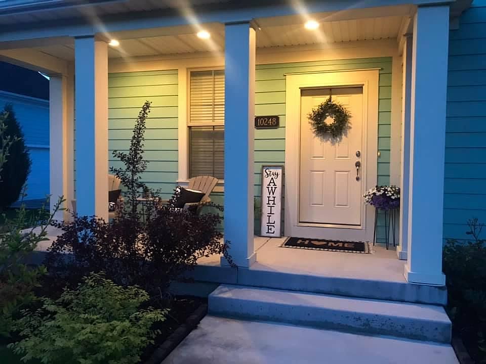 1st image of 10248 S Millerton Dr