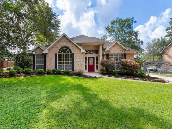712 Forest Lane Dr, Conroe, TX 77302