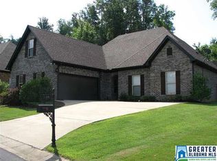 476 Chapel Hill Cv, Fultondale, AL 35068