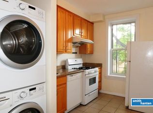 214 Smith St #1, Brooklyn, NY 11201