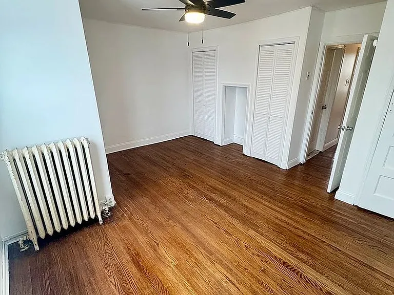 7111 Greenwood Ave — Photo 8