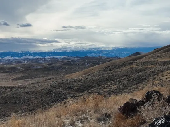 Box Elder Rd, Clearmont, WY 82835