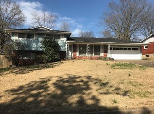1942 Robin Hood Cir, Cape Girardeau, MO 63701