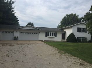 8423 Star Rd, Erie, IL 61250