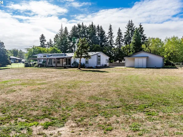 391 Osage Dr, Roseburg, OR 97471