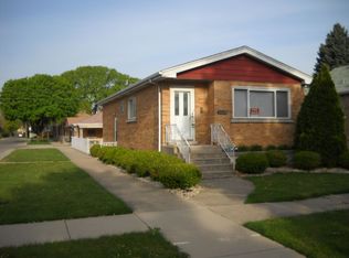 2648 Clinton Ave, Berwyn, IL 60402