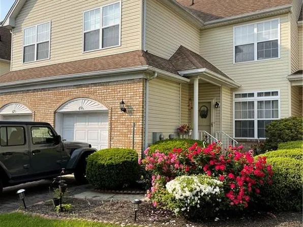 69 Shelley Cir, East Windsor, NJ 08520