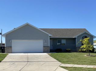 4303 Titan Dr, Rapid City, SD 57701