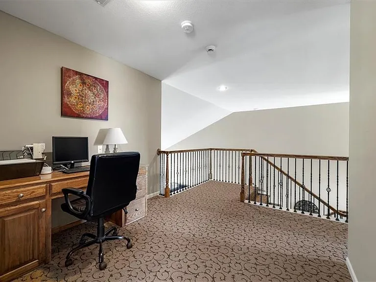 3808 W 155th St — Photo 33