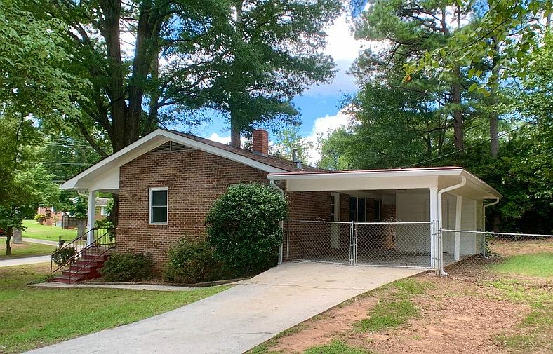1st image of 8214 Highland Dr SW