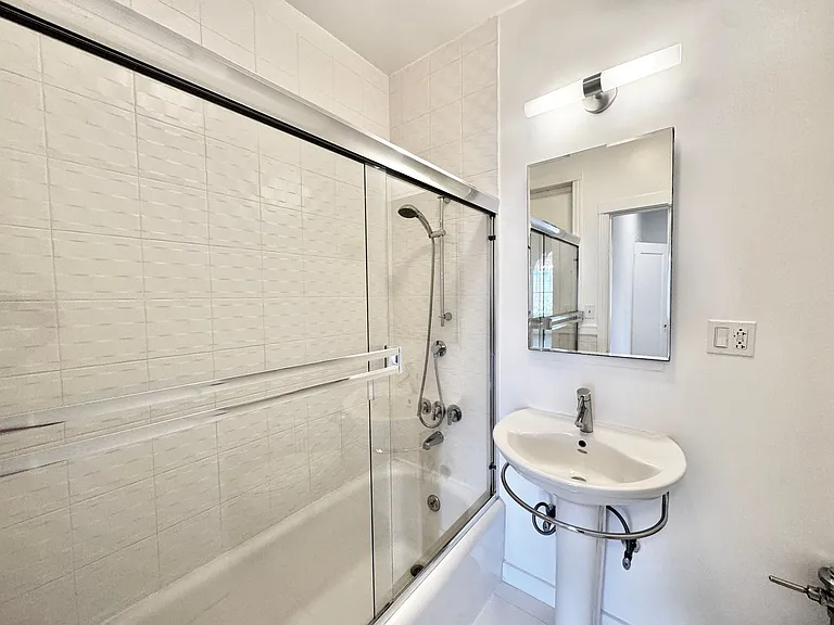 2999 California St #54 — Photo 15