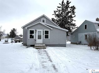 915 S Valley St, New Ulm, MN 56073