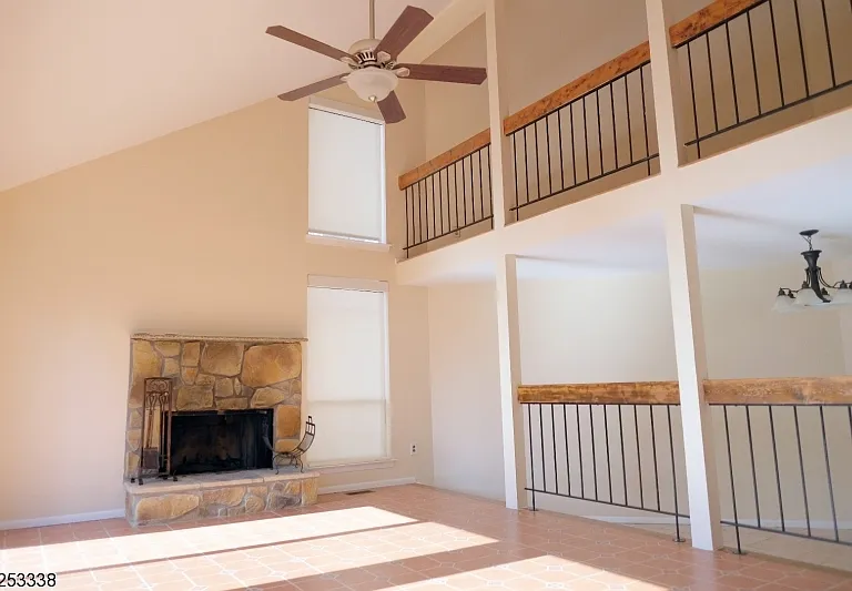51 Taurus Dr #2D — Photo 8