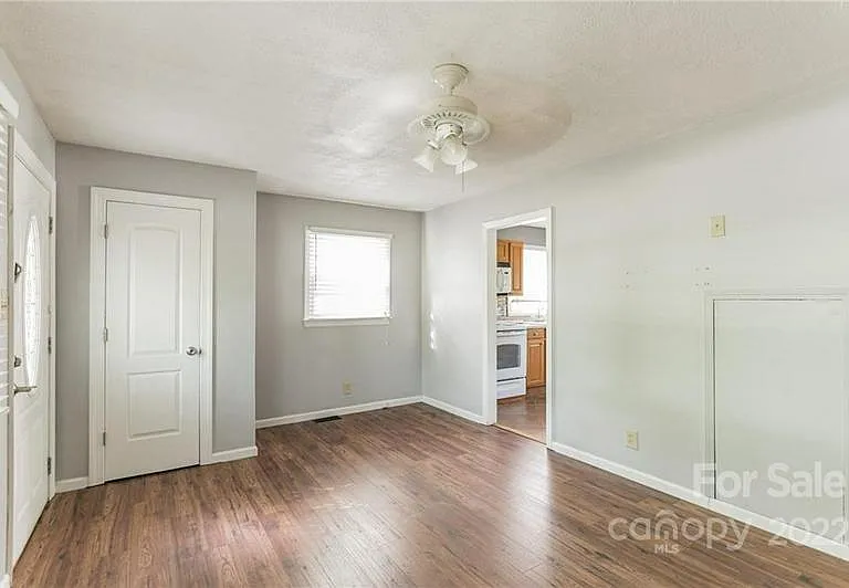 7605 Summerfield Rd — Photo 5