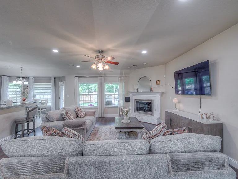 4808 S 194th East Ave — Photo 17