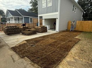 1982 Hugo Ave, North Charleston, SC 29405