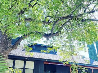 5748 Thomicia Pl, Woodland Hills, CA 91367