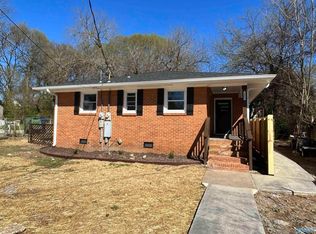 1006 Lee Dr NW #A, Huntsville, AL 35816
