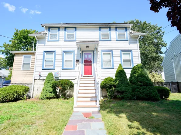 52 Meagher Ave, Milton, MA 02186