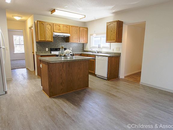 5th image of 6916 121st Ave