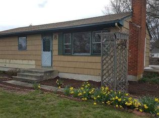 499 Chesterfield Rd, Oakdale, CT 06370