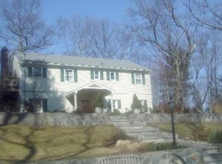 475 Illington Rd, Ossining, NY 10562