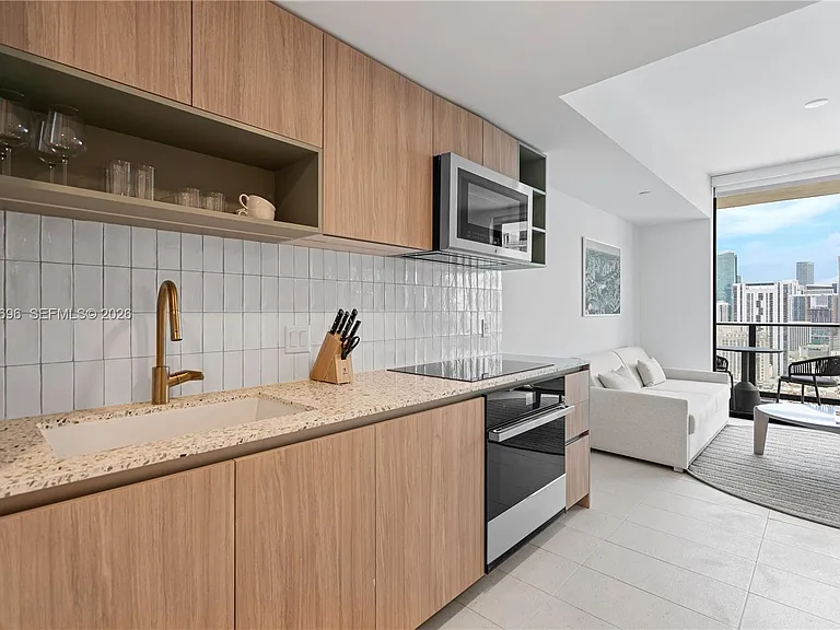 159 NE 6th St #2707 — Photo 5