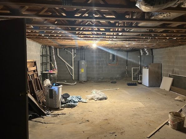 16 Joe Ball Rd, Chuckey, TN 37641
