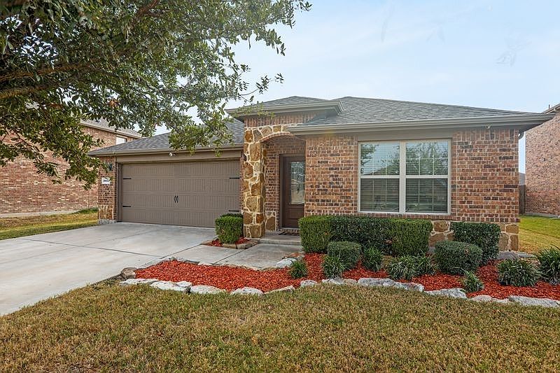 1st image of 2914 Englenook Dr