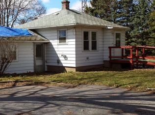 176 Goodell St, Colon, MI 49040