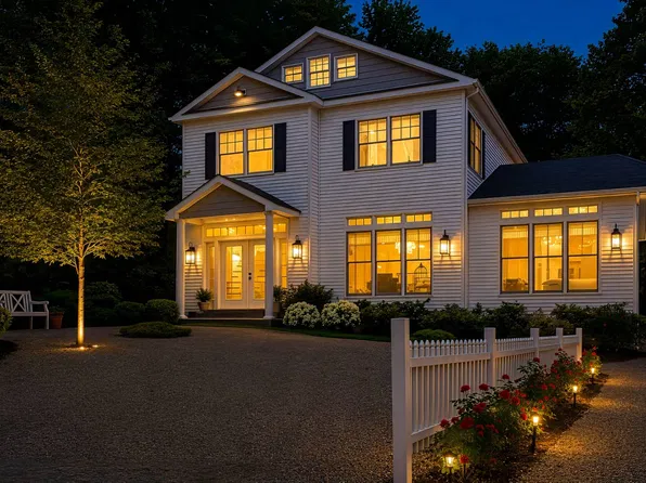 https://photos.zillowstatic.com/fp/187492fc6b0b21ffca484a5c8f78965a-p_e.webp